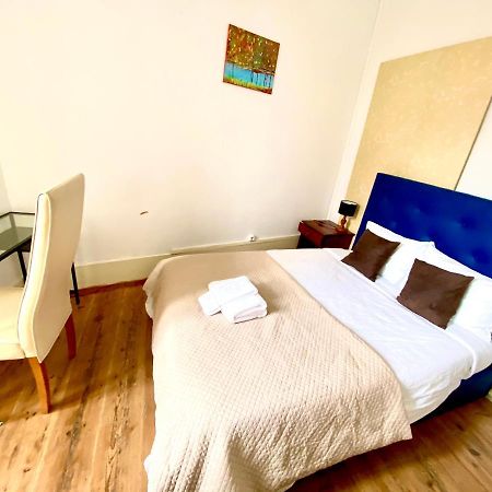 Nature Chiado 2- Cozy Little Double Room With Shared Bathroom Lisboa Exteriör bild